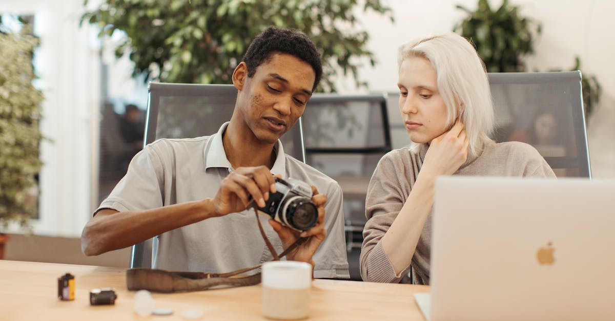 1-2 FPS when using ShadersMod in FTB - Free stock photo of analytics, beautiful women, black male