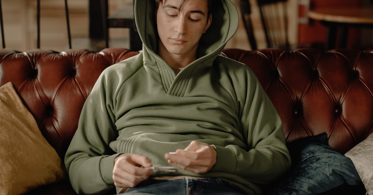 A lot of TCP and UDP errors in Boring Man - Man in Gray Hoodie Sitting on Brown Leather Couch A lot of TCP and UDP errors in Boring Man - Man in Gray Hoodie Sitting on Brown Leather Couch