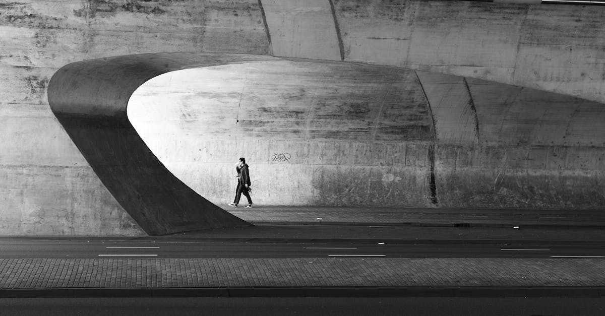 Are empty fuel tanks cheaper in Kerbal Space Program? - Man in Tunnel Are empty fuel tanks cheaper in Kerbal Space Program? - Man in Tunnel