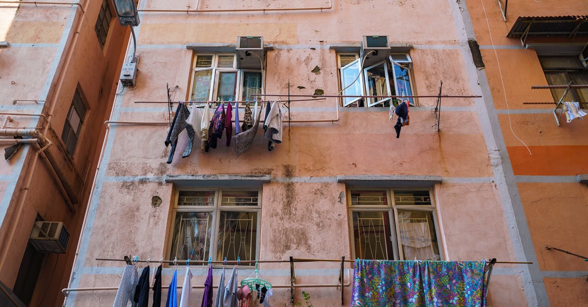 Assassin's Creed Revelations hangs on Windows 10? - Clothes Hanged on Clothes Line Near Brown Concrete Building Assassin's Creed Revelations hangs on Windows 10? - Clothes Hanged on Clothes Line Near Brown Concrete Building
