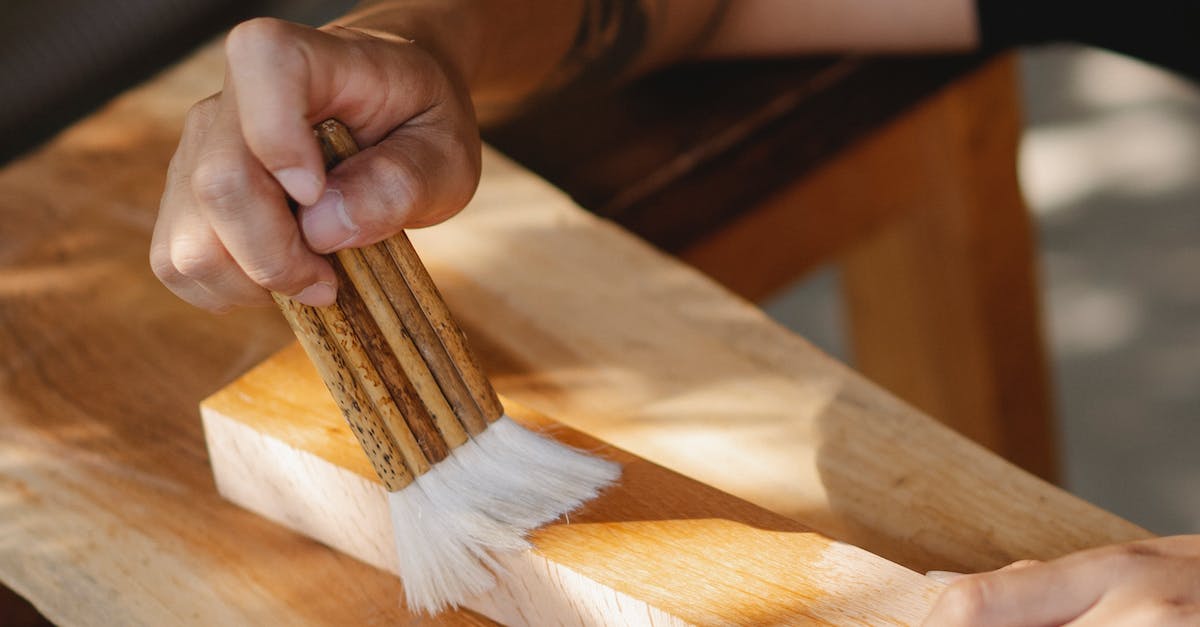 Beam Sword equipment for SSB4? - Craftsman varnishing wooden plank in workshop Beam Sword equipment for SSB4? - Craftsman varnishing wooden plank in workshop