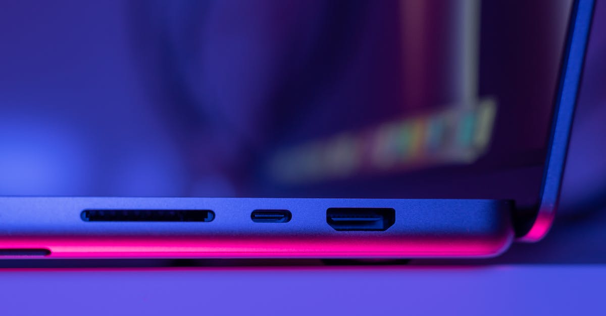 Borderlands 2 for Mac crashes on launch - A Close-Up Shot of Laptop Ports