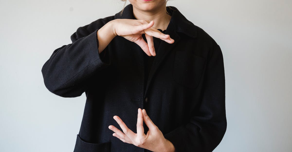 Borderlands 2 op leveling - Woman in Black Long Sleeve Shirt