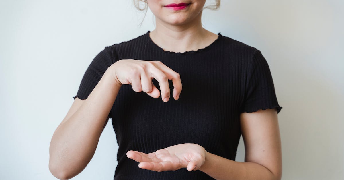 Borderlands 2 op leveling - Woman in Black Crew Neck T-shirt