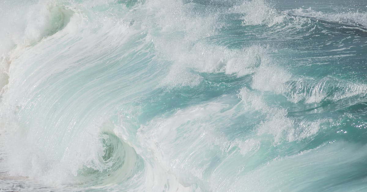 Borderlands 3 crashing startup July 2020 update - A Close-up Shot of Sea Waves