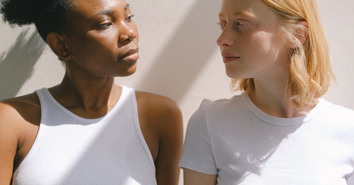 Can't add friends in Steam - Women Looking at Each Other Can't add friends in Steam - Women Looking at Each Other