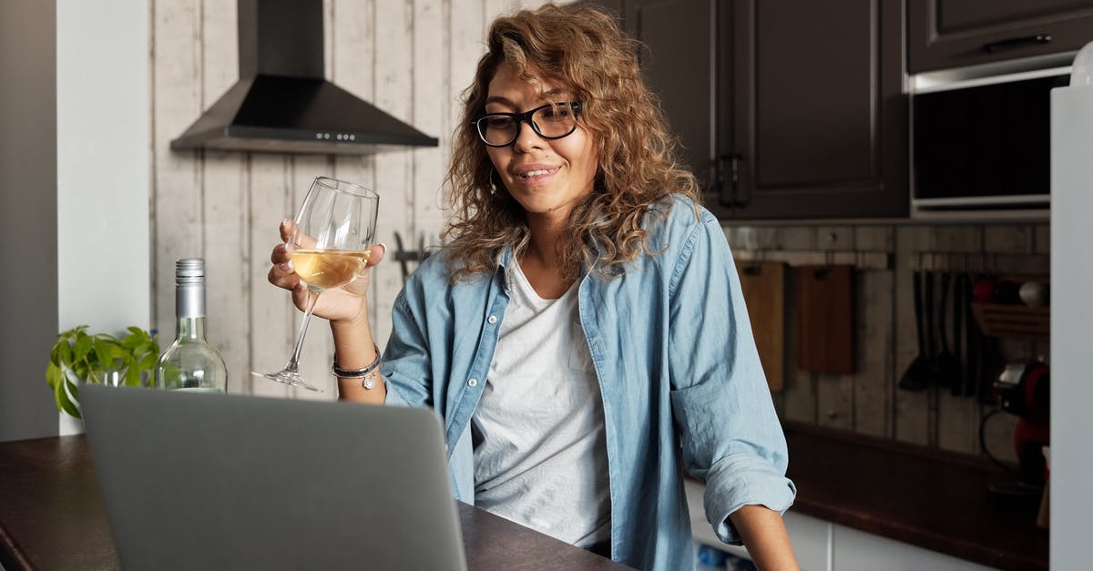 Can't run SCP - Containment Breach on mac with Wine - Photo Of Woman Holding Wine Glass