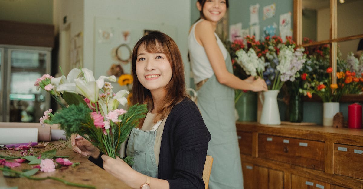 Can I craft Sapphire Staff in Terraria on Android? - Happy Asian florist making bouquet with assistant