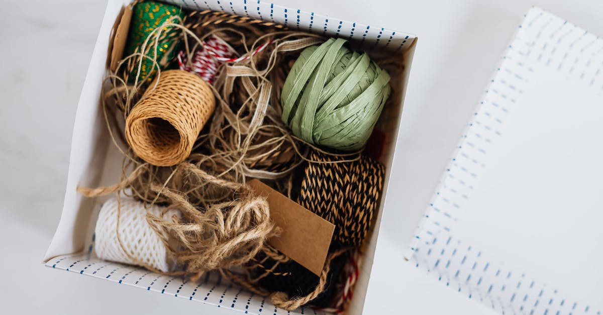 Can one receive the non-gold version of a Promo Set card from a Hearthstone pack? - Various ribbons and ropes for packages wrapping in box Can one receive the non-gold version of a Promo Set card from a Hearthstone pack? - Various ribbons and ropes for packages wrapping in box