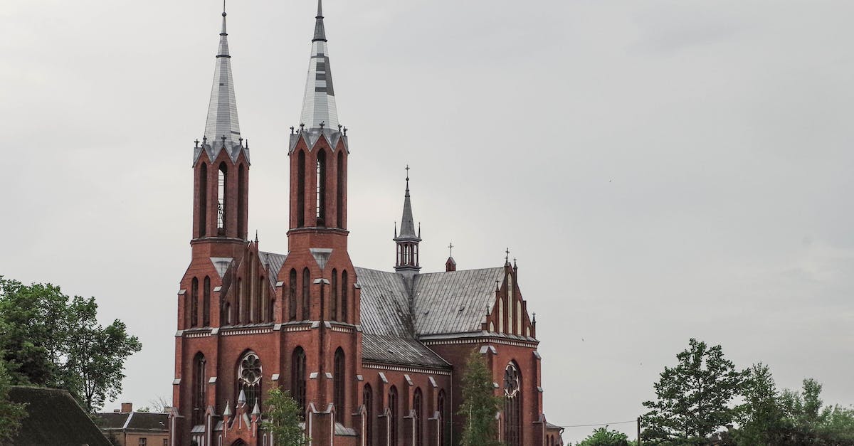 Can you enter the Imperial City, and towns and places like Cloud Ruler Temple? - Photo of Church