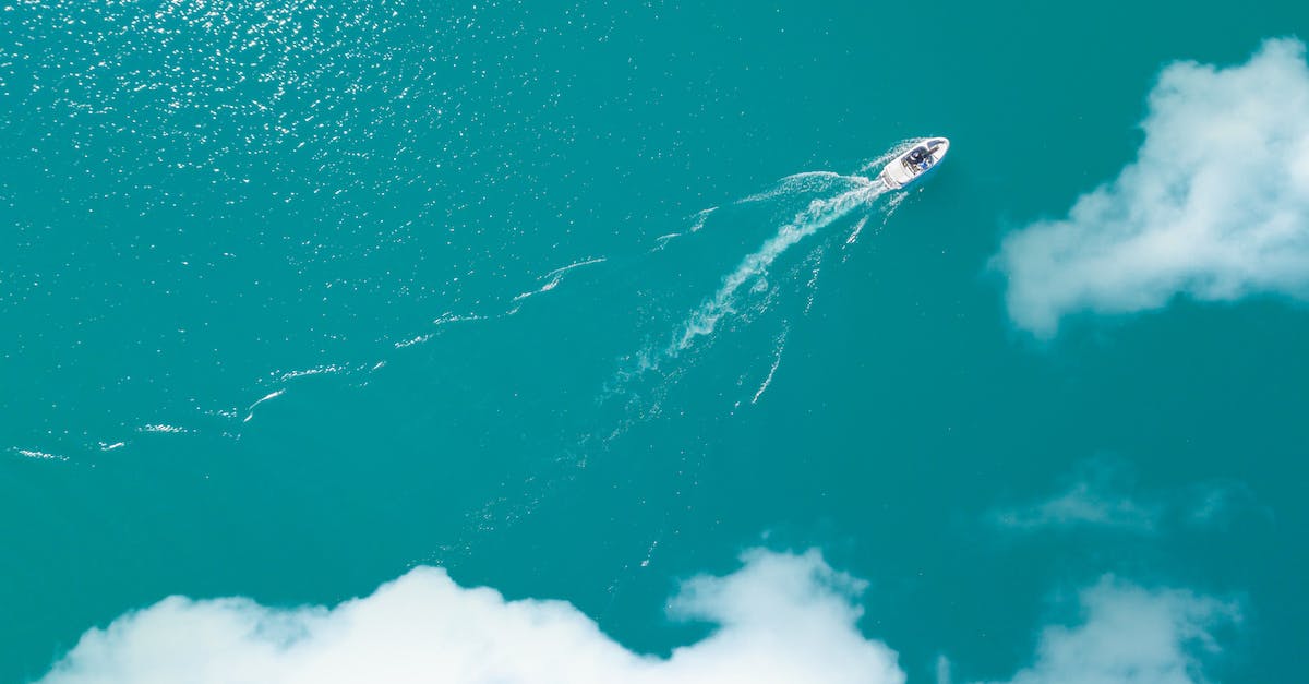 Can you hijack a boat that's being driven? - White Boat On Body Of Water