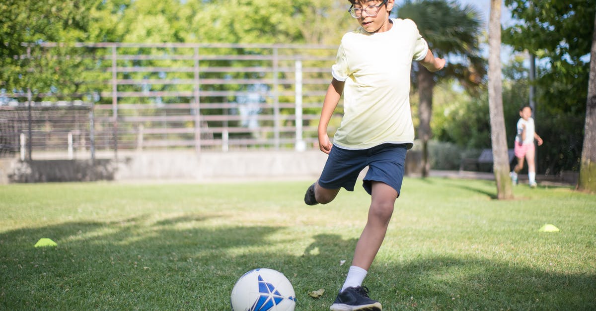 Can you obtain scallops or see Pascal when playing in co-op mode? - Boy in White T-shirt and Black Shorts Playing Soccer