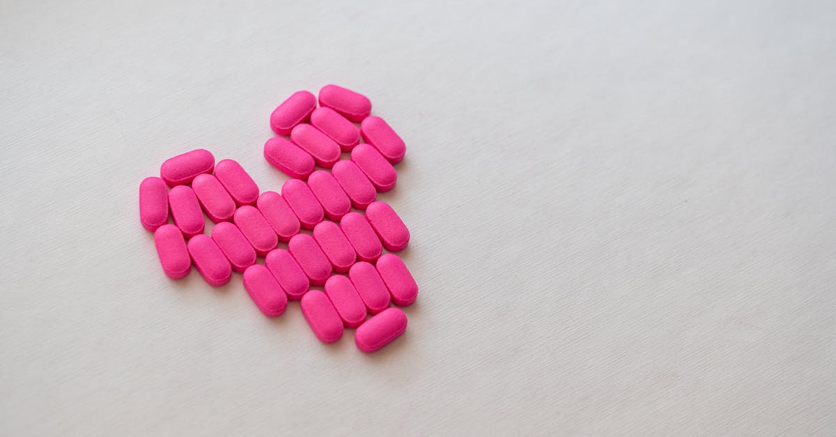 Color code lang.eng file in Minecraft - Pink Medication Pill on White Surface Color code lang.eng file in Minecraft - Pink Medication Pill on White Surface