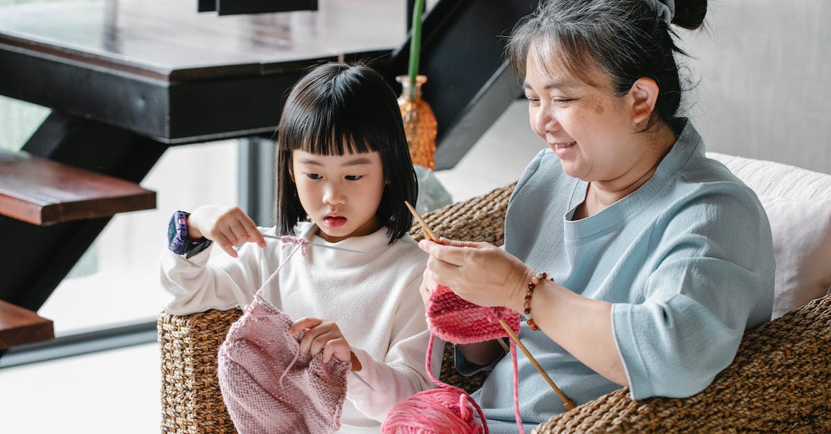 Crafting a greatsword Help - Grandmother teaching girl to knit Crafting a greatsword Help - Grandmother teaching girl to knit