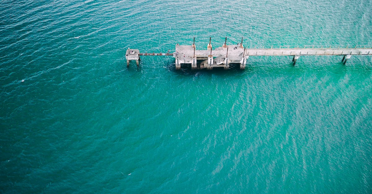 CS:GO rippling lag - Long gray concrete pier surrounded with rippling water CS:GO rippling lag - Long gray concrete pier surrounded with rippling water