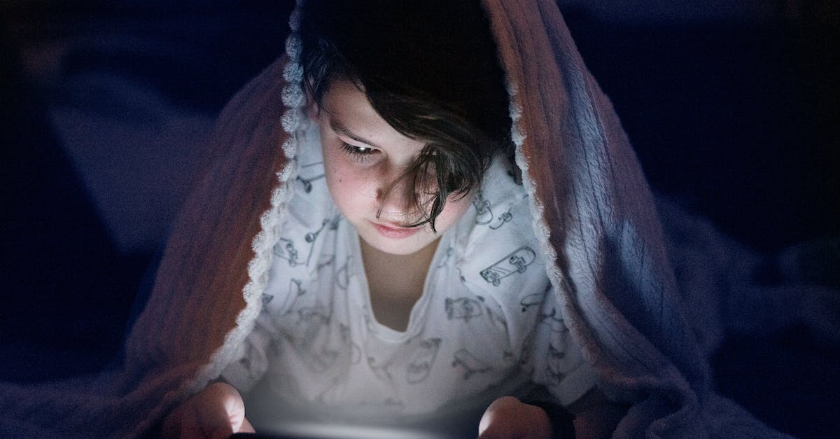 Dark Souls Update 1.09 PS3 - A Young Boy using Smartphone Dark Souls Update 1.09 PS3 - A Young Boy using Smartphone