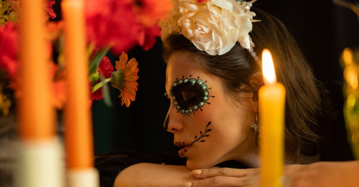 Dead Rising 3, side missions, and replaying a chapter - Side View of a Woman with Face Paint 