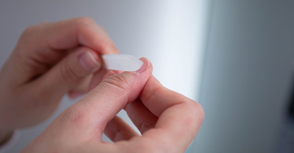 Default Dota 2 config.cfg file? - Person Holding White Heart Shaped Ornament