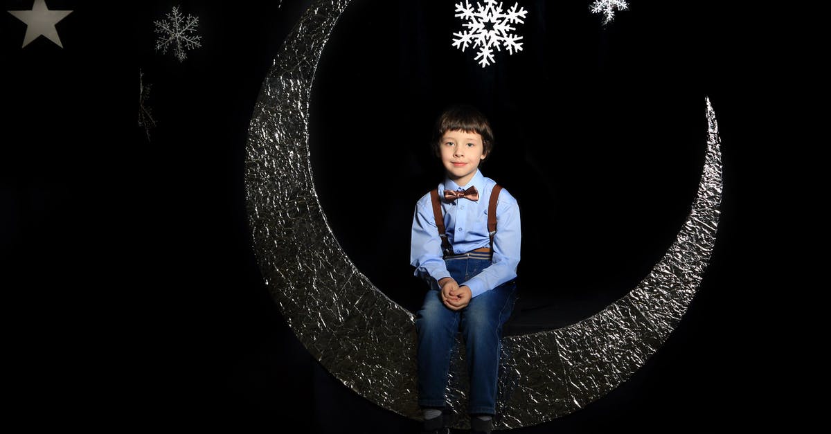 Do 3 star rankings unlock anything in Luigi's Mansion: Dark Moon? - Boy Sitting on Moon Decor