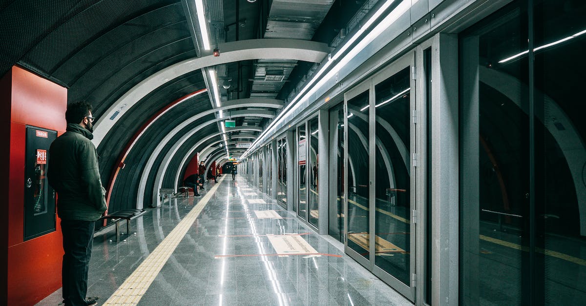 Do harder floors prevent tunneling? - Underground Station in Perspective