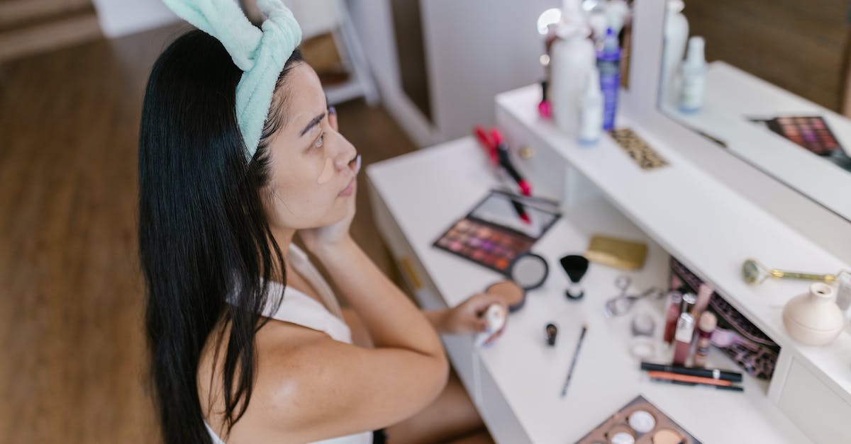 Do I get anything for doing things on the checklist? - Woman Doing Makeup at Dressing Table Do I get anything for doing things on the checklist? - Woman Doing Makeup at Dressing Table