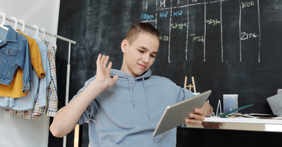 Do I have to be in communication with the game servers to register distance towards hatching an egg? - Photo of Boy Wearing Gray Hoodie While Using Tablet