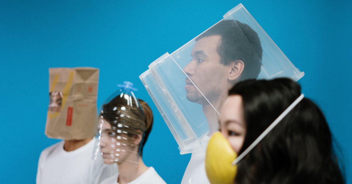 Do long-distance relays delay traces more than short-distance relays? - People Wearing DIY Masks