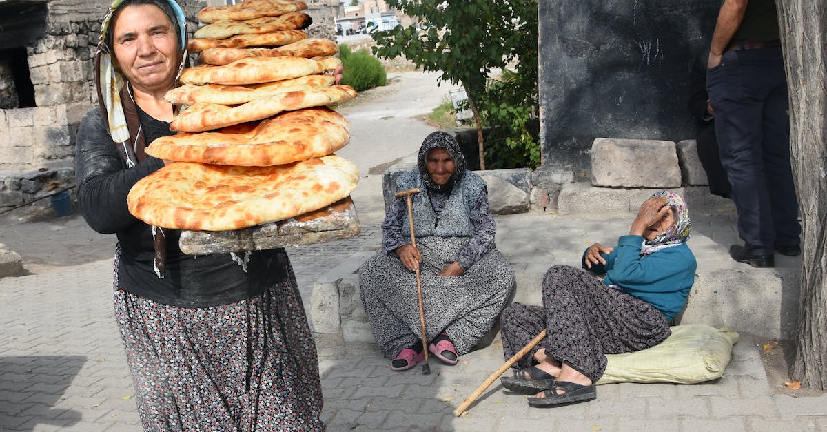 Do Passives stack when added by Hellfire Amulet? - Woman Carrying a Pile of Traditional Flatbread Do Passives stack when added by Hellfire Amulet? - Woman Carrying a Pile of Traditional Flatbread