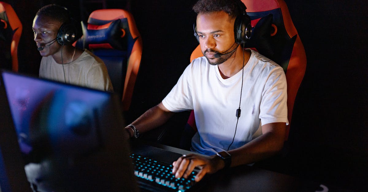 Do people still play Gears of War online on PC? - Photo of a Man in a White Shirt Playing on a Computer Do people still play Gears of War online on PC? - Photo of a Man in a White Shirt Playing on a Computer
