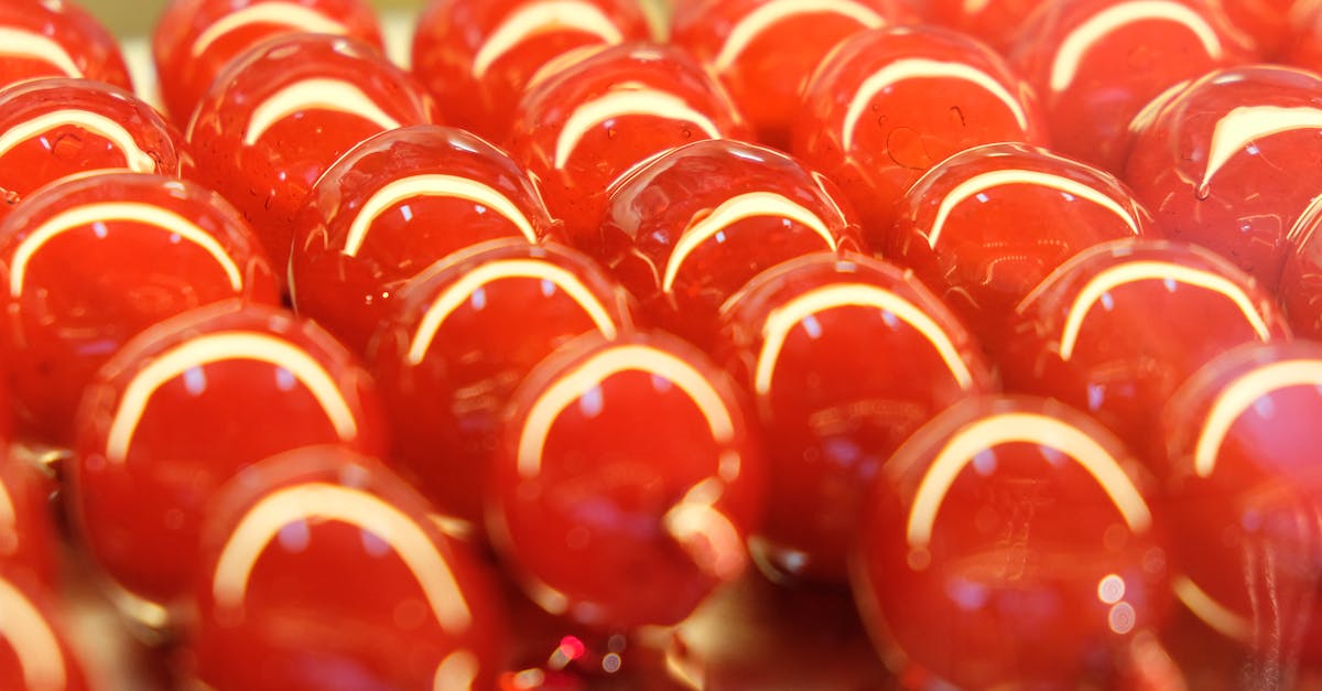 Dodging red shell - Candied sweet berries in light