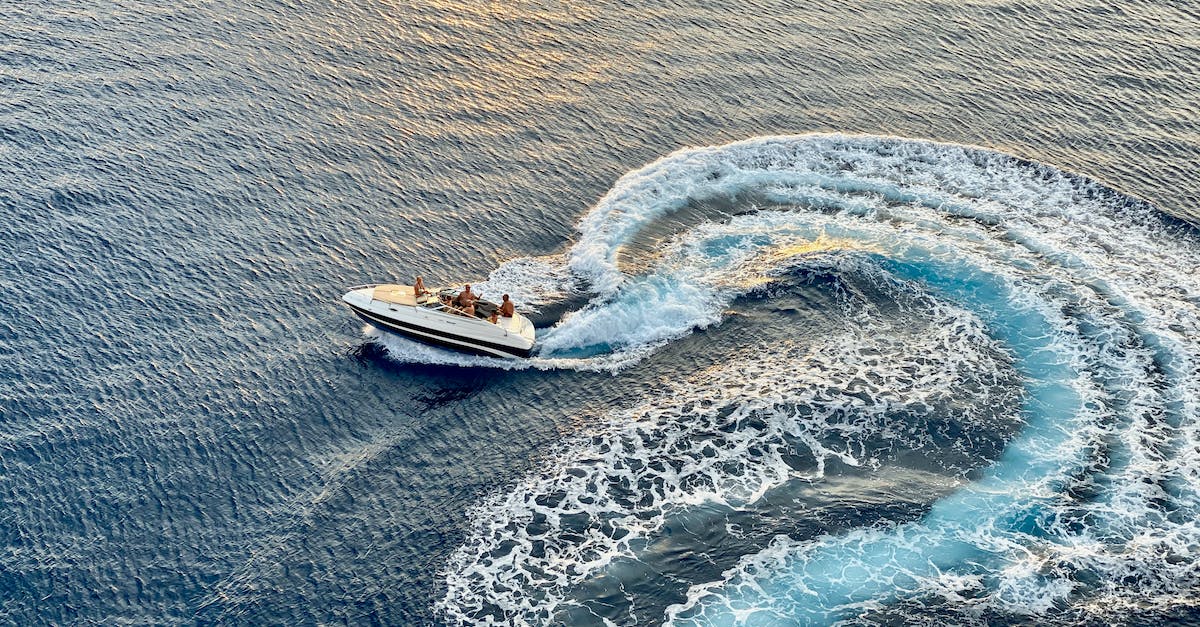 Does Abathur's Adrenal Overload buff his Monstrosity's attack speed? - Photo of Speed Boat on Sea Does Abathur's Adrenal Overload buff his Monstrosity's attack speed? - Photo of Speed Boat on Sea