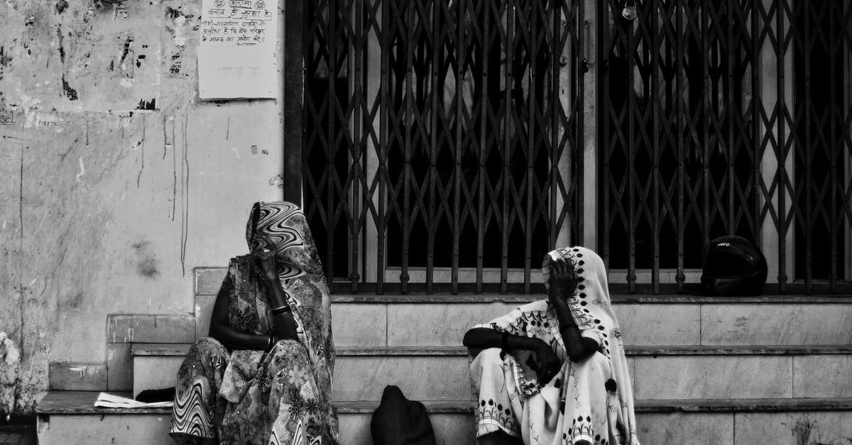 Does Black Ops 2 (PC) allow local LAN multiplayer? - African people in traditional clothes sitting on street Does Black Ops 2 (PC) allow local LAN multiplayer? - African people in traditional clothes sitting on street