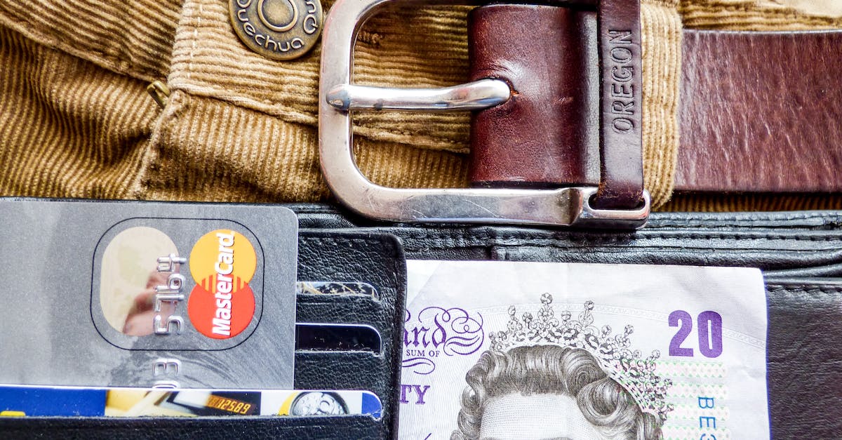 Does Hexing Pants of Mr. Yan work for Sentry/Hydra skill? - Black Card Holder Beside Belt