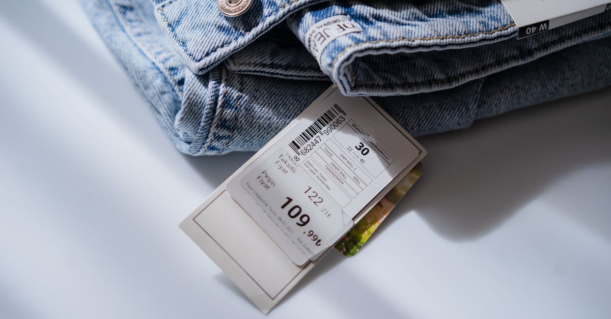 Does increasing your Insight unlock new items to buy from the Insight Bath Messenger? - Jeans with price ticket on white table Does increasing your Insight unlock new items to buy from the Insight Bath Messenger? - Jeans with price ticket on white table