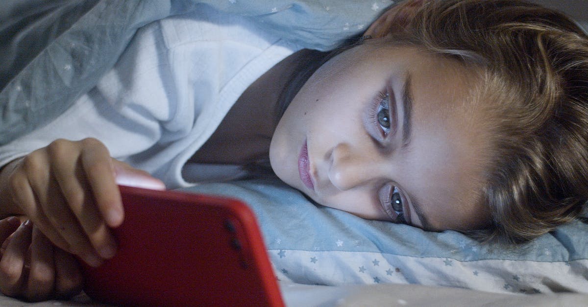 Does my level at time of reincarnation matter? - Girl Using her Phone in Bed Does my level at time of reincarnation matter? - Girl Using her Phone in Bed