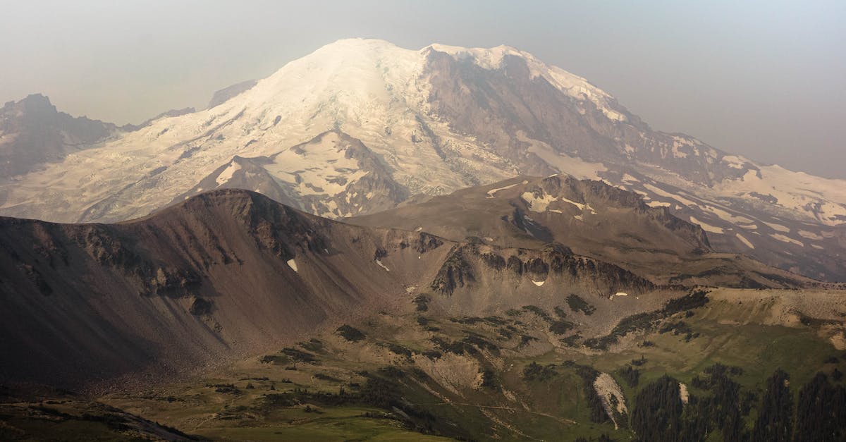 Does silence remove freeze effects? - Mountain peak covered with snow