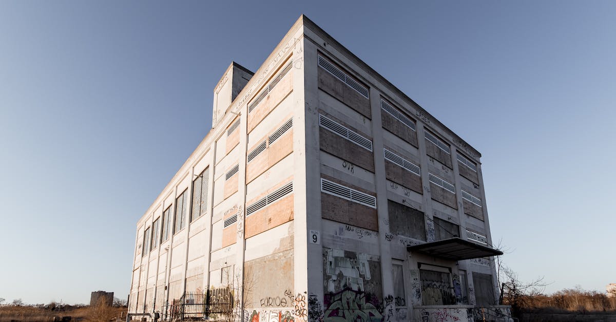 Does the damage bonus from Two-Handed-Style apply to spells? - Facade of old abandoned building under sky