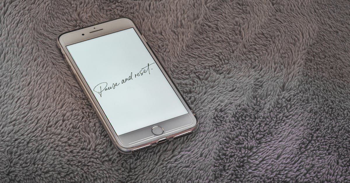Does the "time played" progress while the device is closed? - Iphone 6 on Gray Textile Does the "time played" progress while the device is closed? - Iphone 6 on Gray Textile