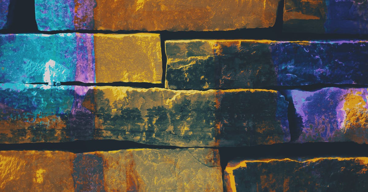 Does the recoil pattern change when peeking around walls? - Brown and Black Brick Wall Does the recoil pattern change when peeking around walls? - Brown and Black Brick Wall