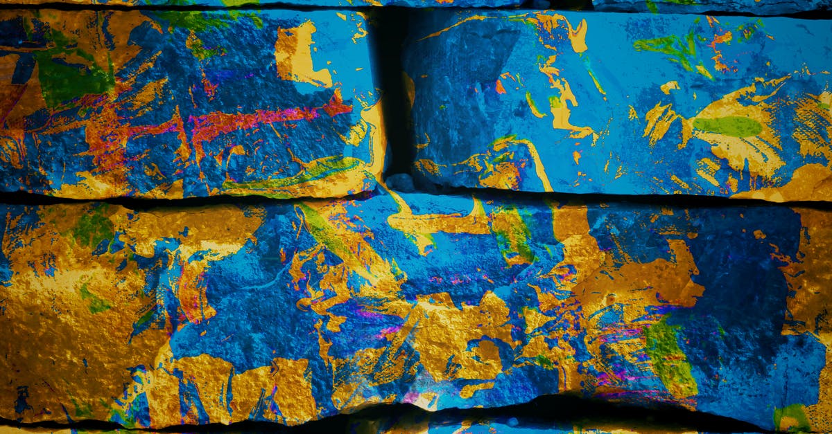 Does the recoil pattern change when peeking around walls? - Blue and Yellow Concrete Wall Does the recoil pattern change when peeking around walls? - Blue and Yellow Concrete Wall