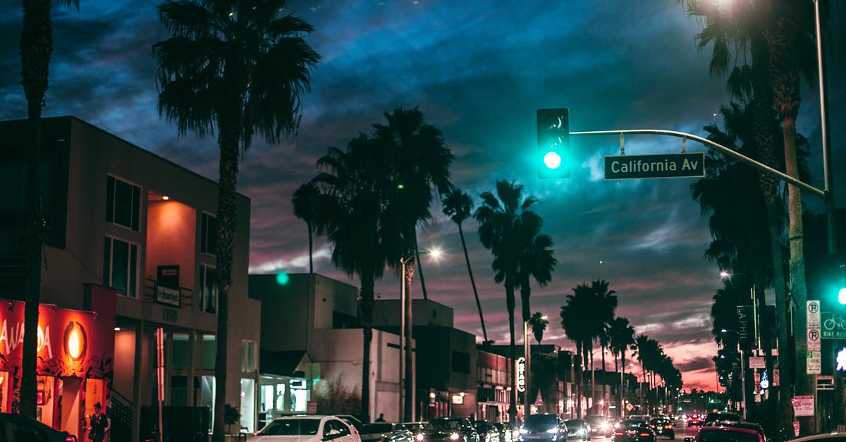 Does transport building reduce traffic on roads? - Busy city street in tropical town at night Does transport building reduce traffic on roads? - Busy city street in tropical town at night