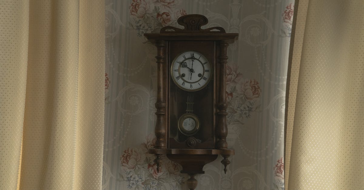 Dying Light Multiplayer Broke - Brown Wooden Framed Analog Clock Dying Light Multiplayer Broke - Brown Wooden Framed Analog Clock