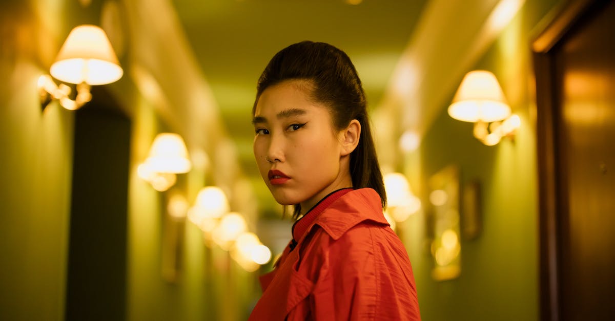 Followers don't stay dressed in Skyrim [duplicate] - Woman Standing on the Hallway