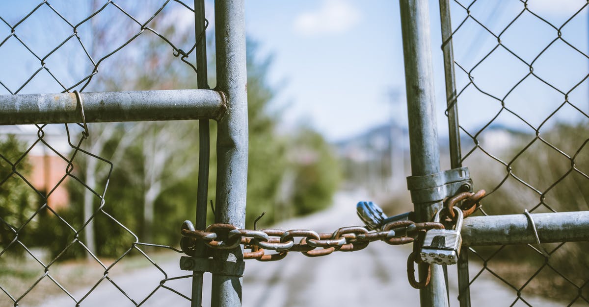 Forbidden Legend Quest: Gauldur is immobile - Cyclone Fence in Shallow Photography Forbidden Legend Quest: Gauldur is immobile - Cyclone Fence in Shallow Photography