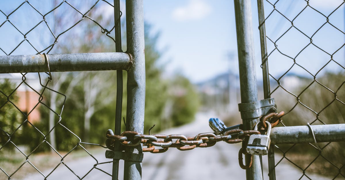 Forbidden Legend Quest: Gauldur is immobile - Cyclone Fence in Shallow Photography