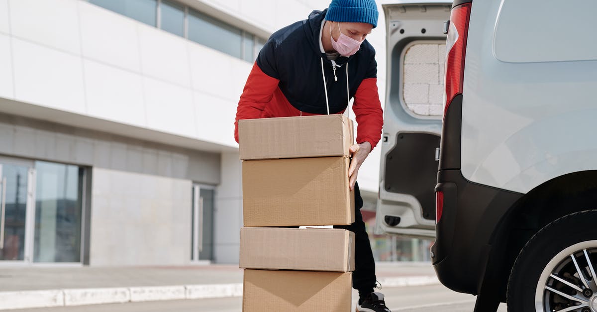 Grand Theft Auto V exited unexpectedly - Rockstar edition - Delivery Man Wearing a Face Mask Carrying Boxes Grand Theft Auto V exited unexpectedly - Rockstar edition - Delivery Man Wearing a Face Mask Carrying Boxes