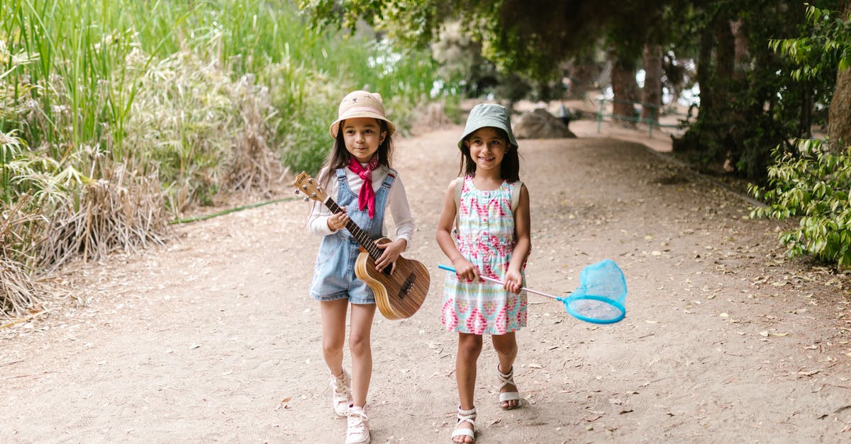 Halo 5 trying to get my Guest added to game to play coop camp - Little Girls in Panama Hats Walking