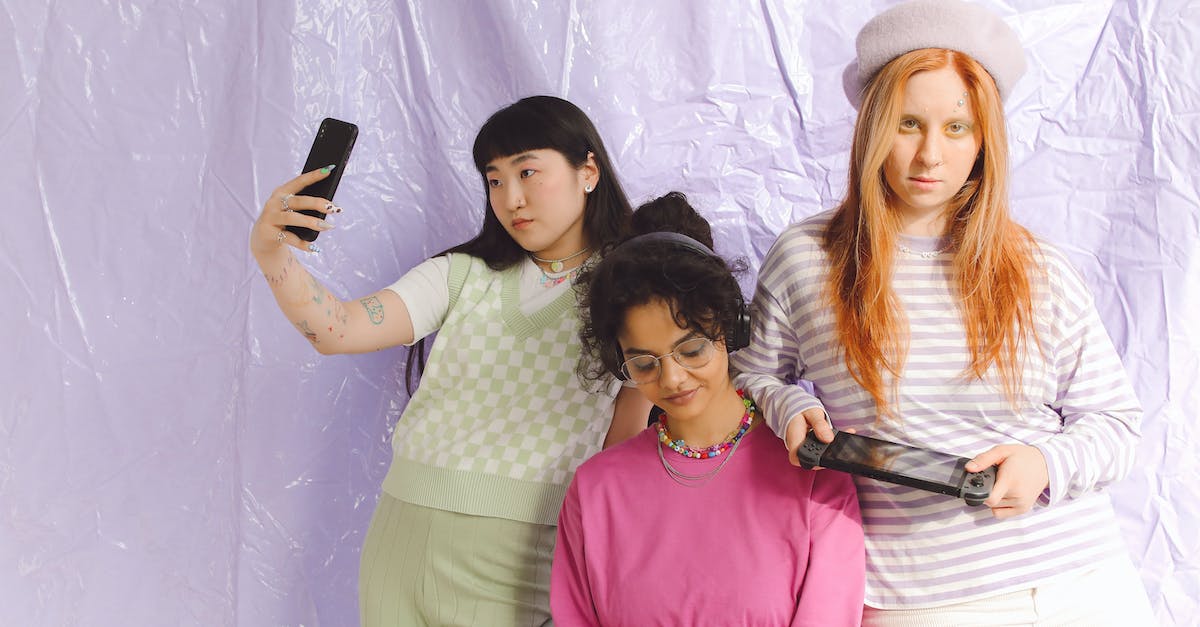 Has GTS been shutdown for 4th and 5th generation? - Free stock photo of gen z, generation z, girls