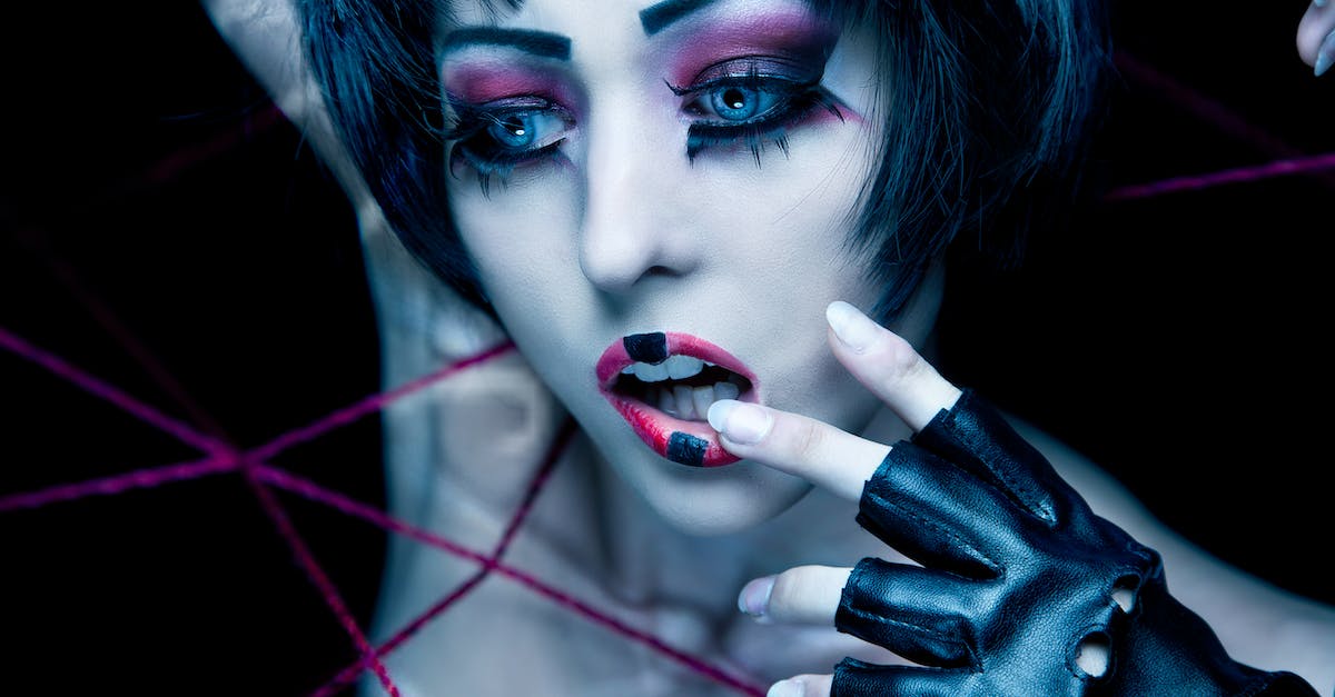 Horde battles in Master Orders? - Woman With Red Lipstick and Black Mascara