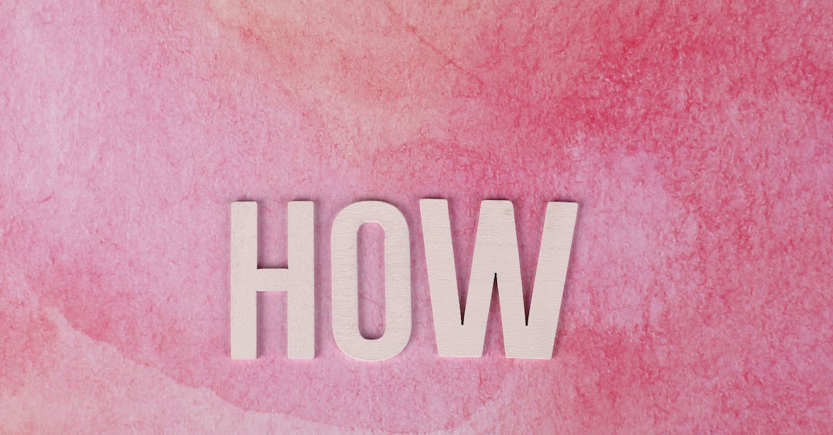 How am I supposed to work out how to find this minikit without resorting to a walkthrough? - Pink and White I Love You Textile How am I supposed to work out how to find this minikit without resorting to a walkthrough? - Pink and White I Love You Textile